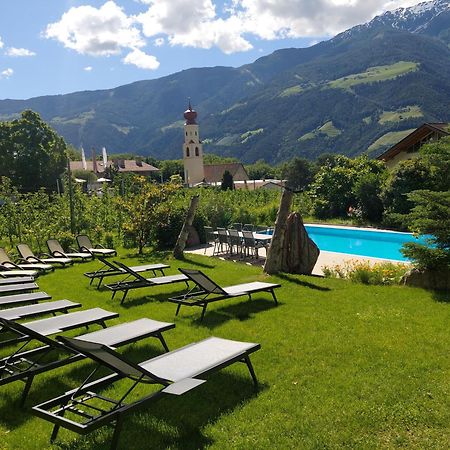 Garni Unterwegguetl Bed & Breakfast Naturns Exterior photo